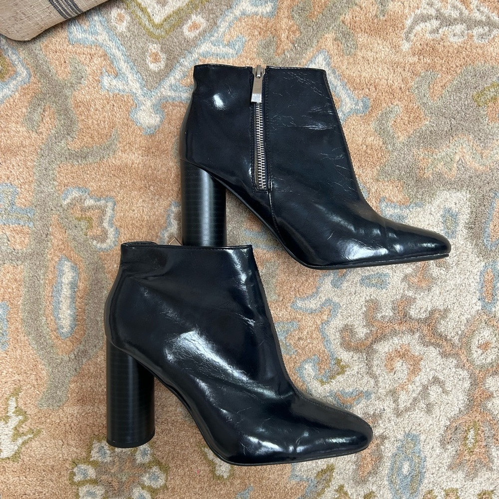 Dark Blue / Black Ankle Boots